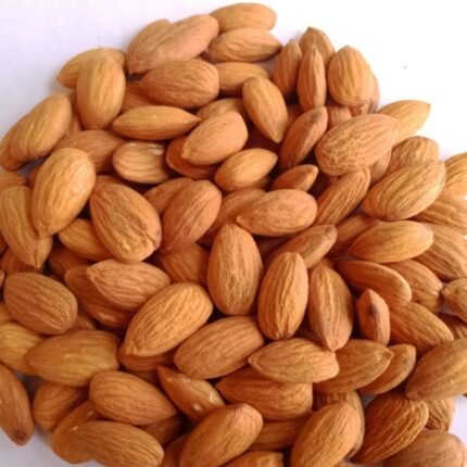Almondss ( কাঠ বাদাম)